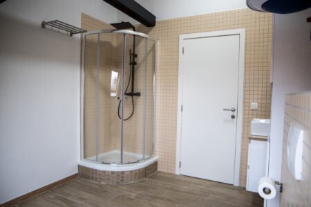 Comfortabele hotelkamer met airco bij GUZY Hotel Lier