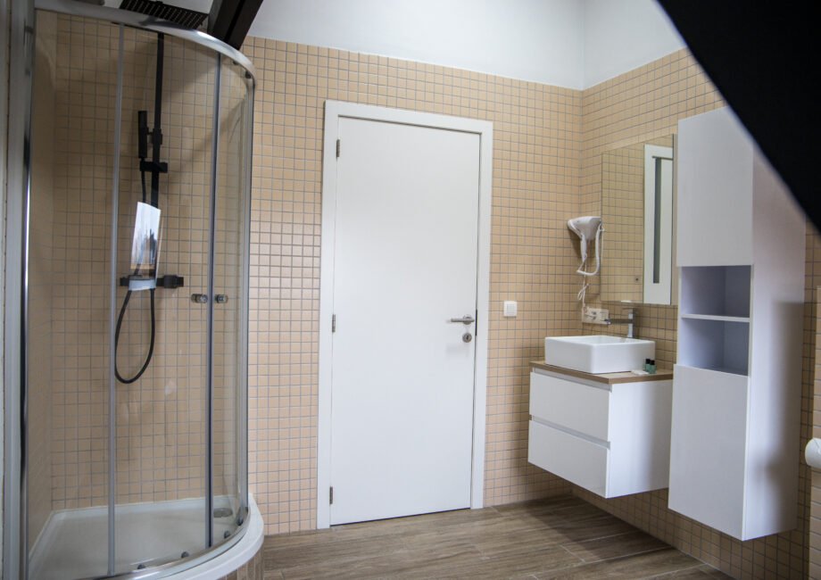 Comfortabele hotelkamer met airco bij GUZY Hotel Lier