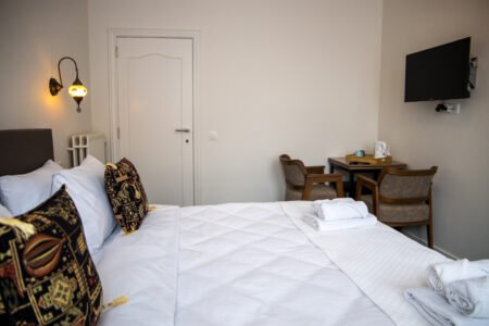 Comfortabele hotelkamer met airco bij GUZY Hotel Lier