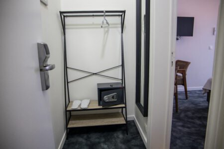 Comfortabele hotelkamer met airco bij GUZY Hotel Lier